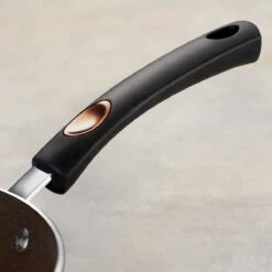 Tramontina "Pots & Pans" 8 In Aluminum Nonstick Fry Pan -1 80156085IXM002G